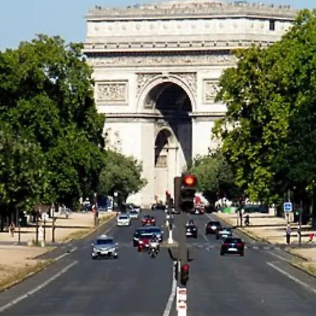Lägenhet Prestige A Luxe, Calme Et Proche Tour Eiffel Et Champs-elysees