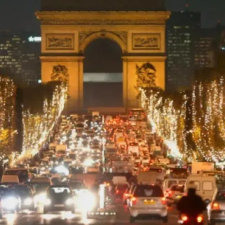 Prestige A Luxe, Calme Et Proche Tour Eiffel Et Champs-elysees Lägenhet