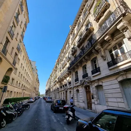 Prestige à Luxe, Calme Et Proche Tour Eiffel Et Champs-élysées Apartamento