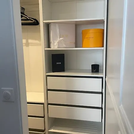 Prestige à Luxe, Calme Et Proche Tour Eiffel Et Champs-élysées Apartamento