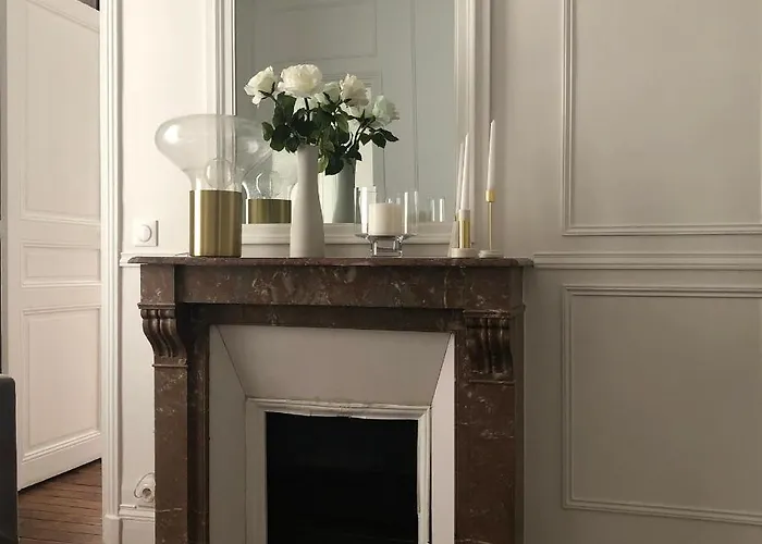 Prestige A Luxe, Calme Et Proche Tour Eiffel Et Champs-elysees Appartement