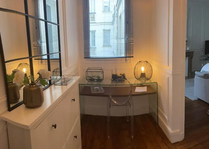 Apartamento Prestige à Luxe, Calme Et Proche Tour Eiffel Et Champs-élysées París