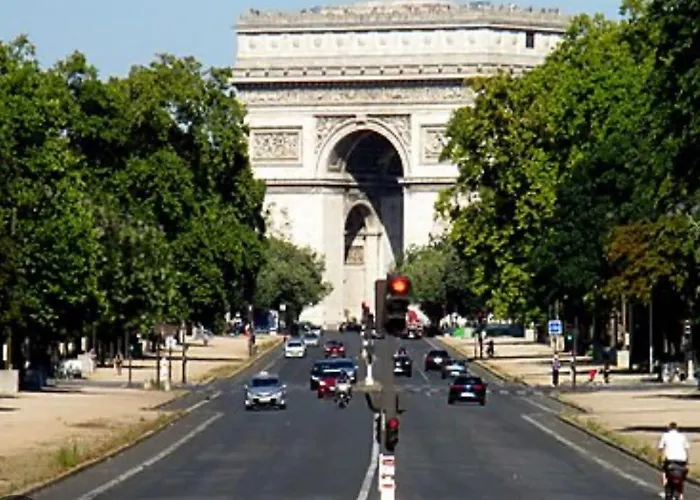 Apartamento Prestige à Luxe, Calme Et Proche Tour Eiffel Et Champs-élysées