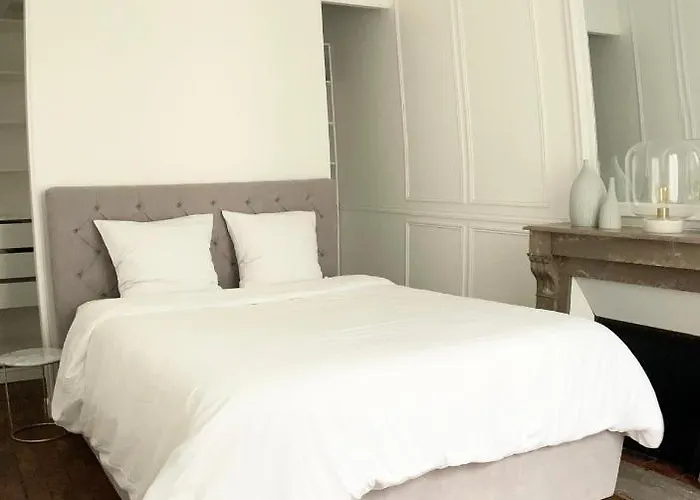 Apartamento Prestige à Luxe, Calme Et Proche Tour Eiffel Et Champs-élysées