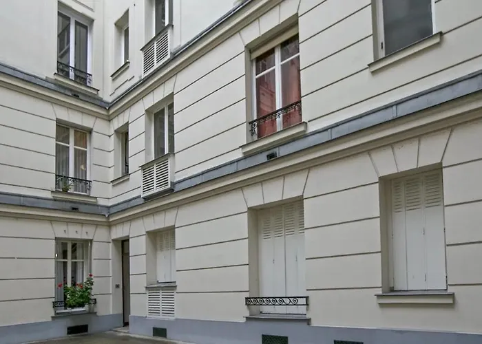 Apartamento Prestige à Luxe, Calme Et Proche Tour Eiffel Et Champs-élysées París
