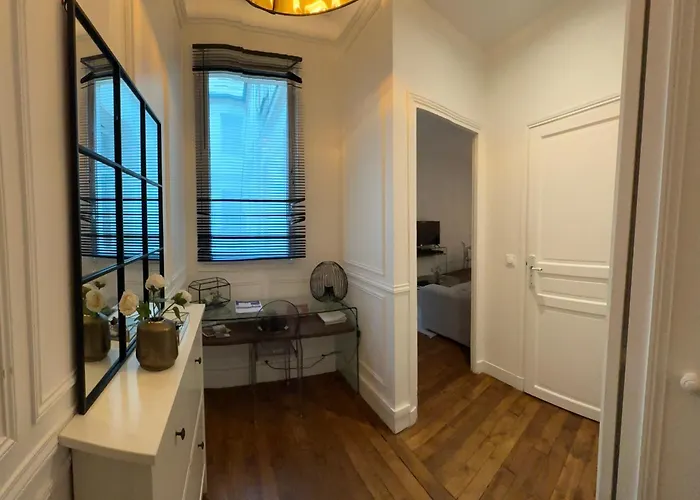 Prestige à Luxe, Calme Et Proche Tour Eiffel Et Champs-élysées * París