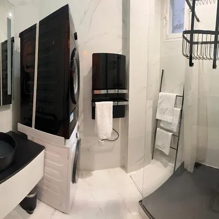 Prestige à Luxe, Calme Et Proche Tour Eiffel Et Champs-élysées *